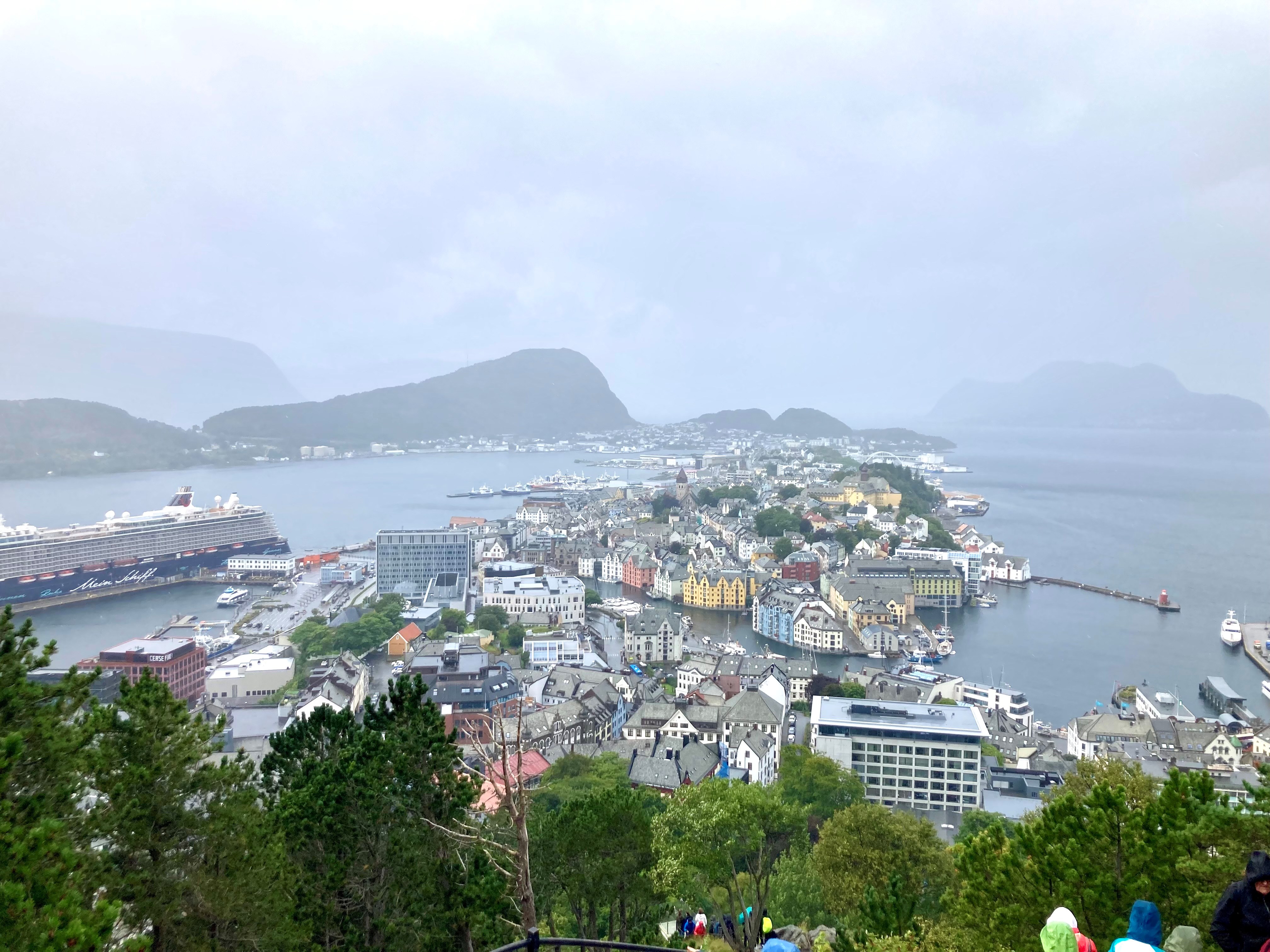 Alesund uitzicht.jpg