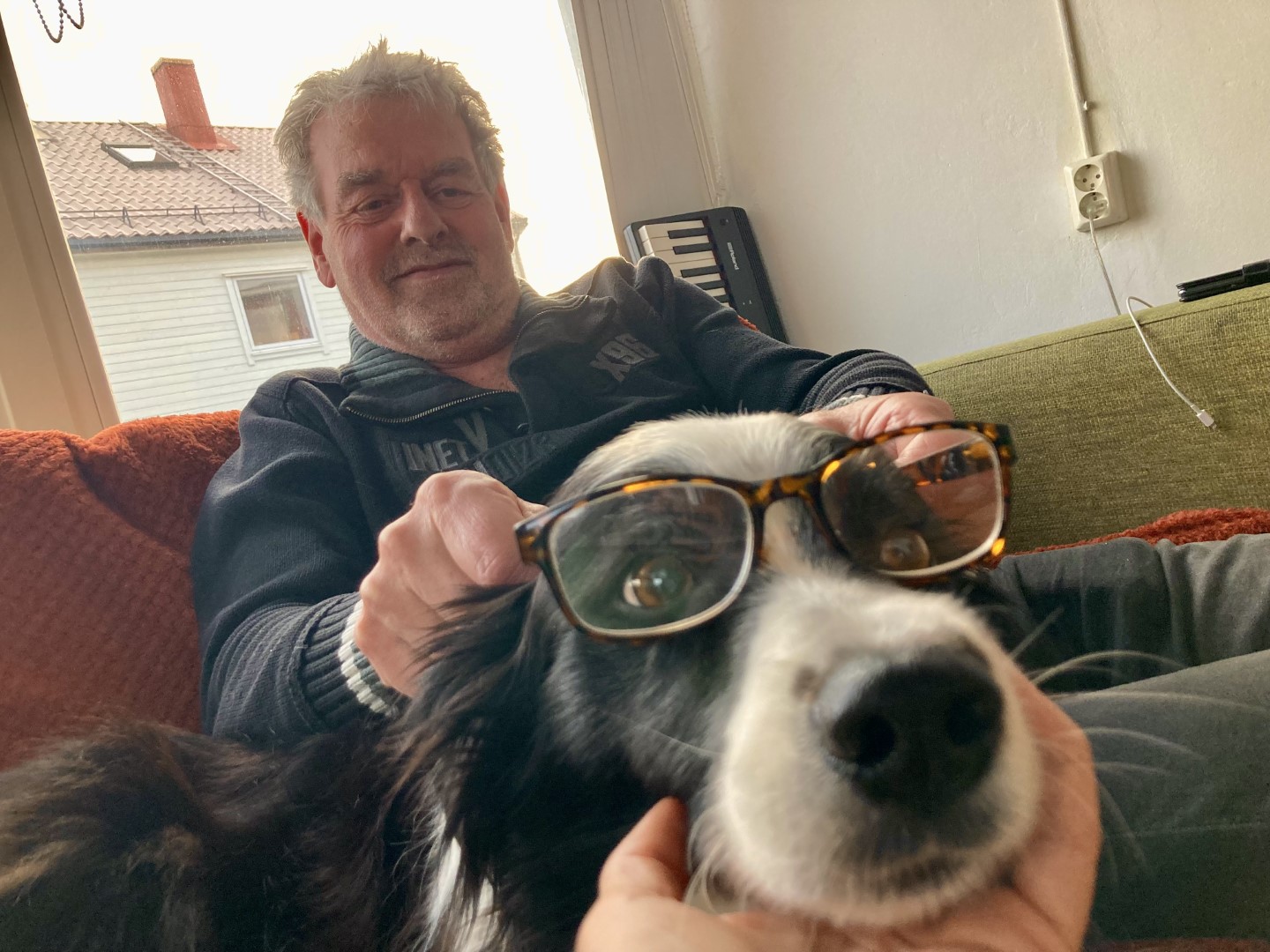 Marley met bril.jpeg
