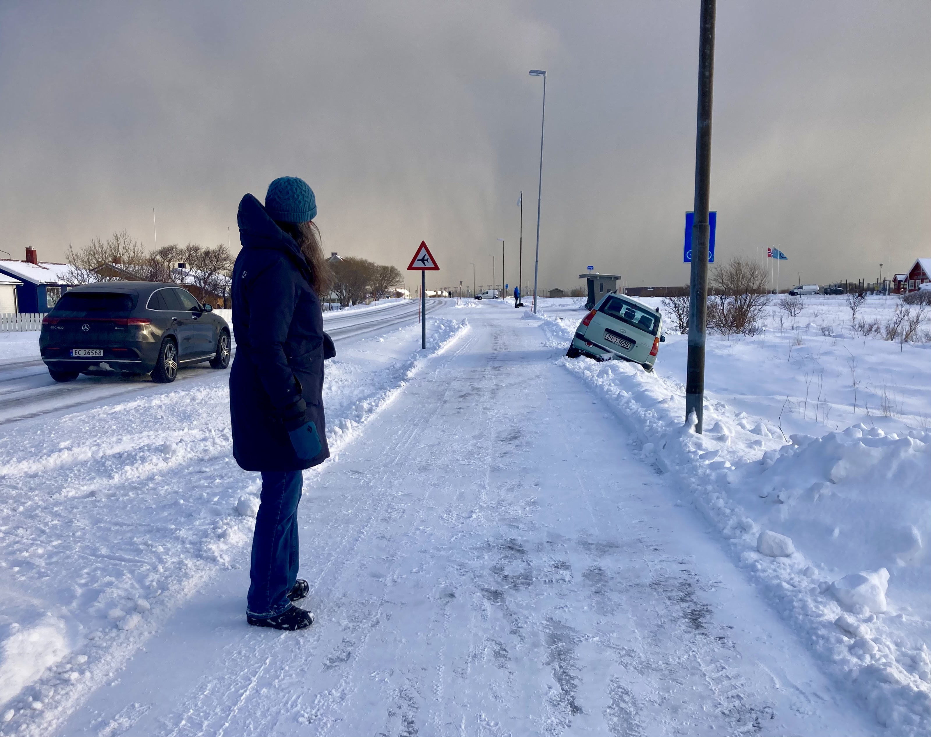 auto van de weg af gegleden.jpeg