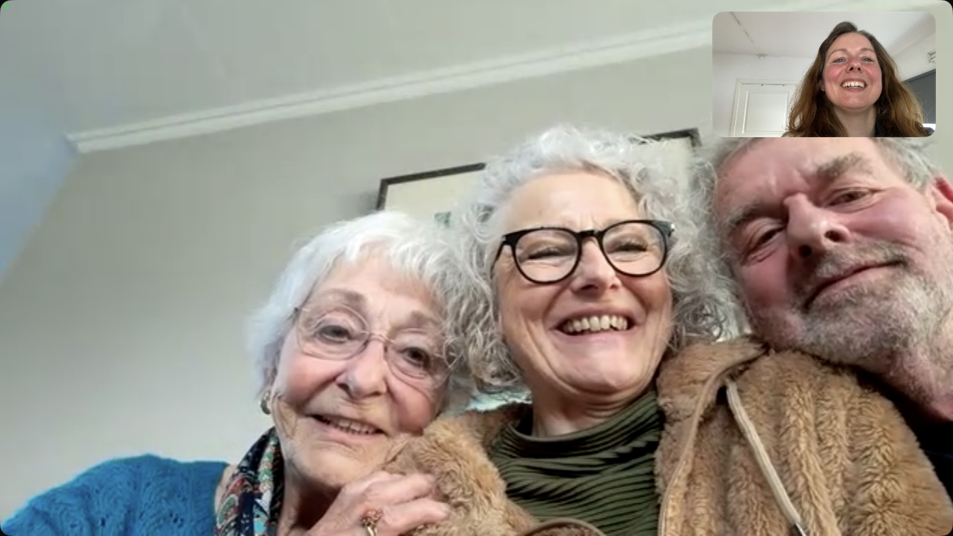 bellen met oma.jpeg