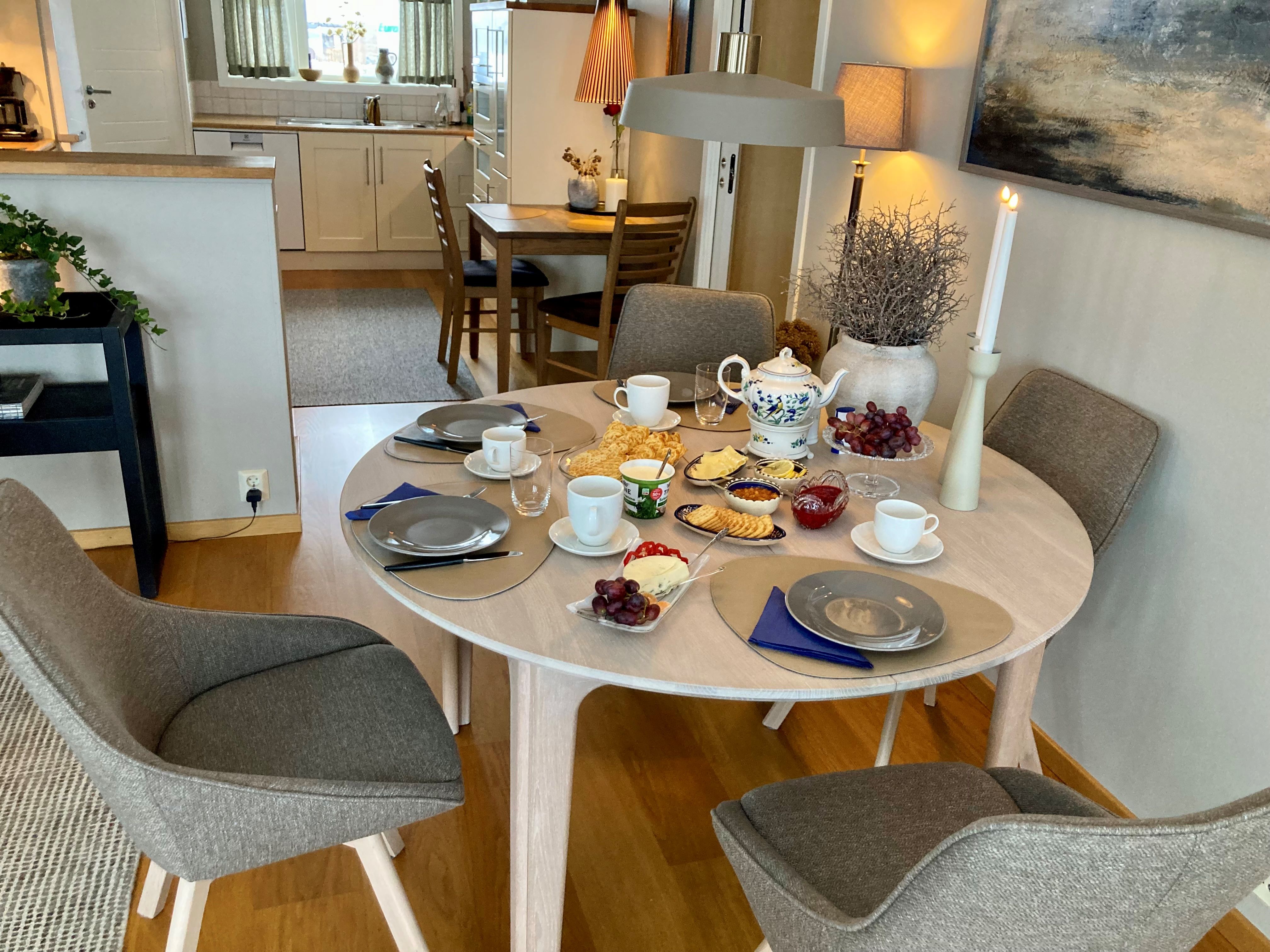 gedekte tafel Elin en Torgeir.jpg