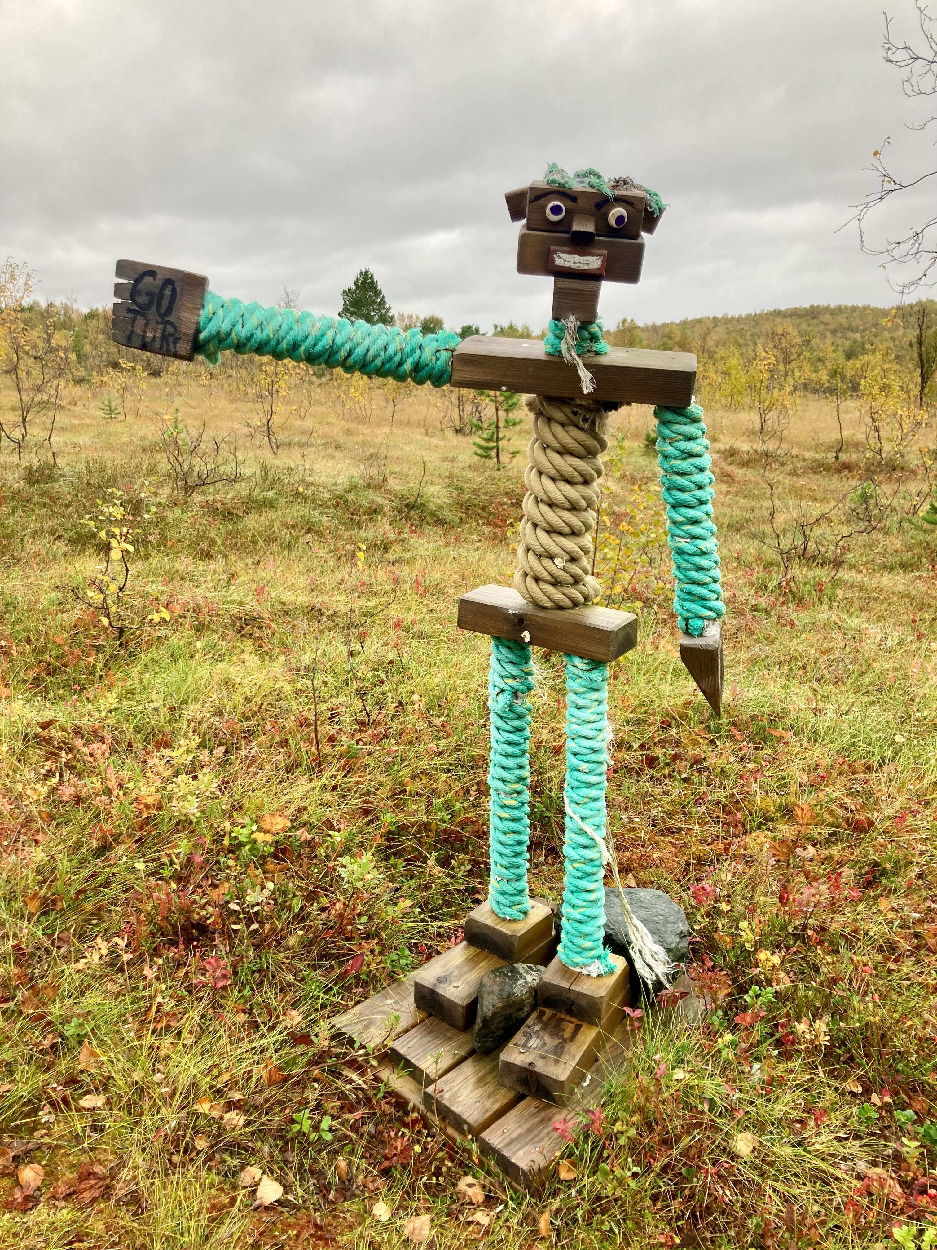 poppetje wegwijs bosje.jpg