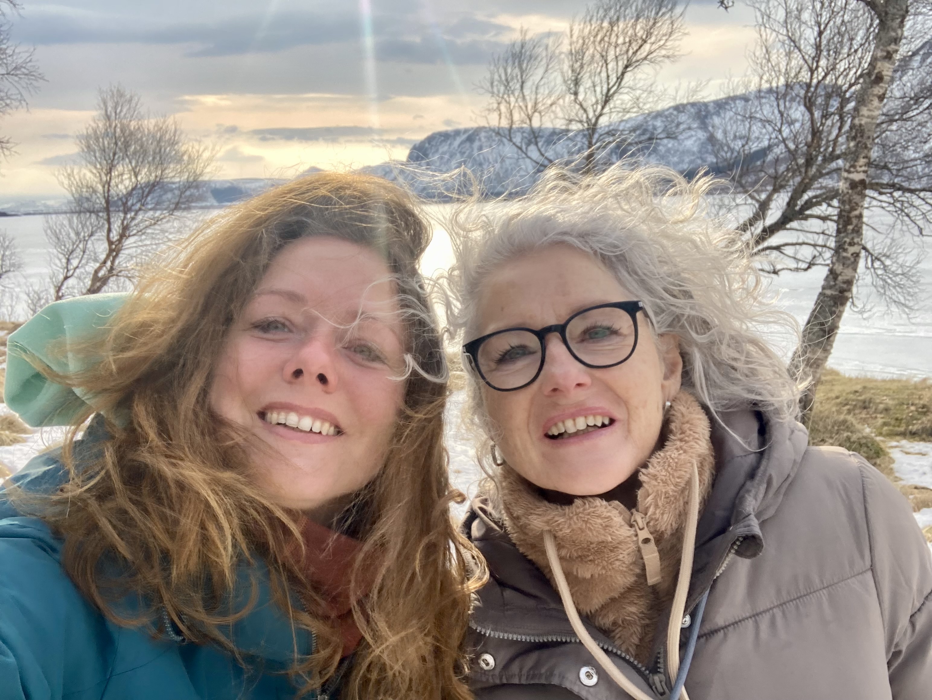 selfie met ma.jpeg