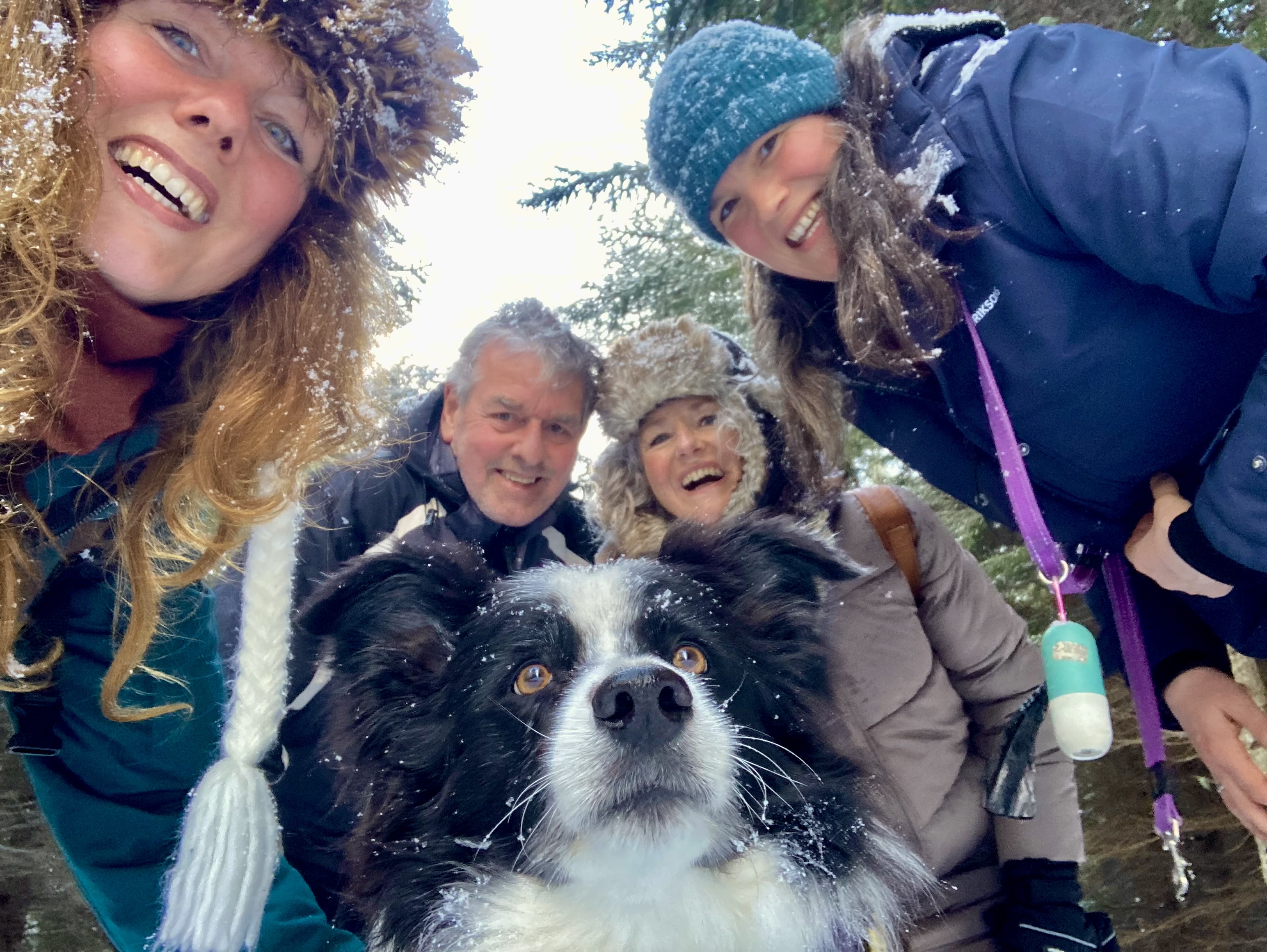 selfie met zn 4en.jpeg