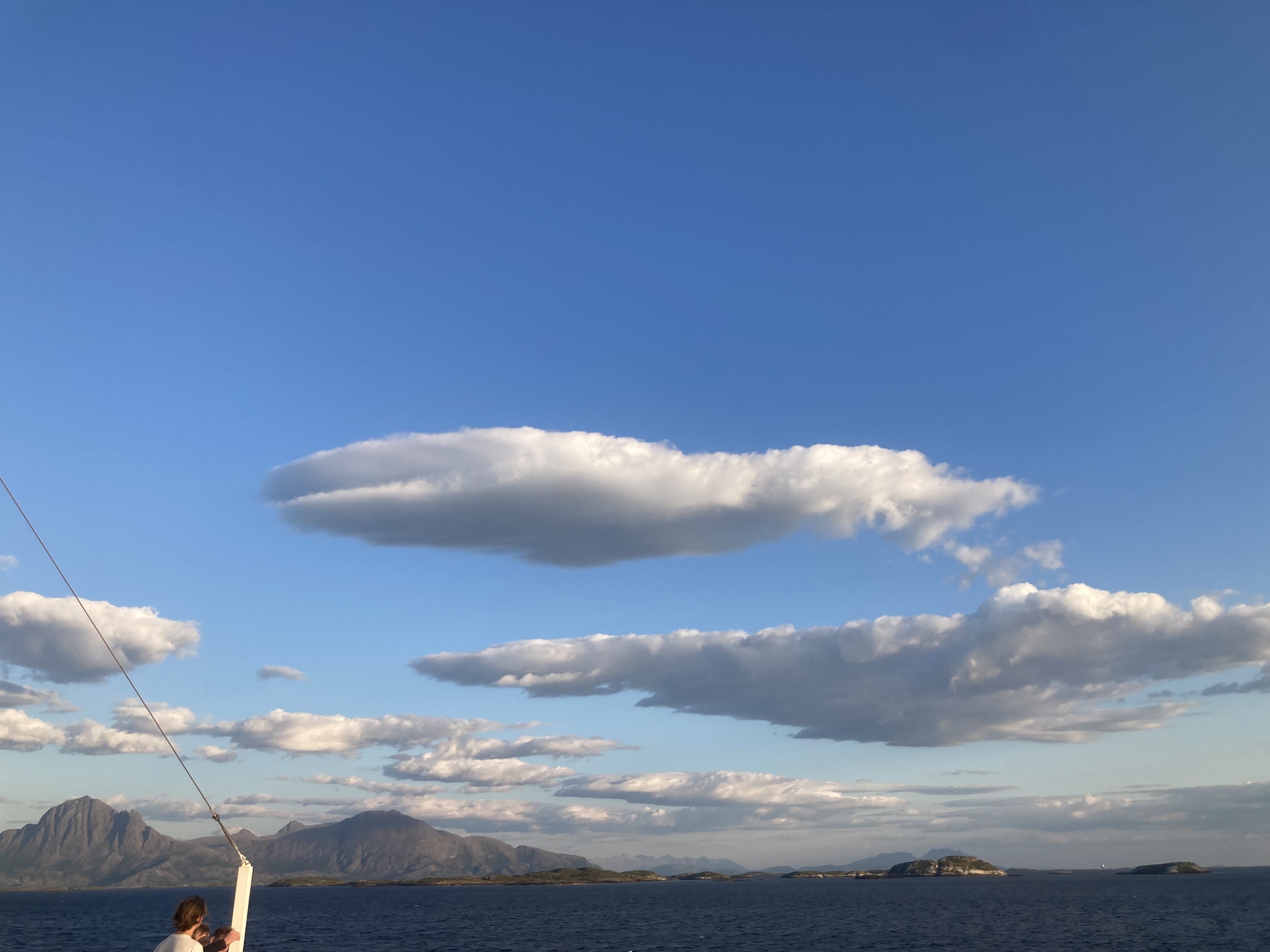 walvis wolk.jpg